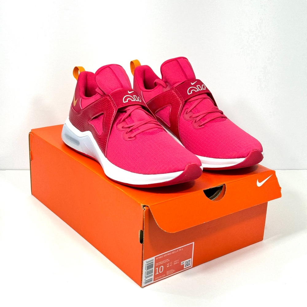 Nike Air Bella TR 5 Training Sneakers